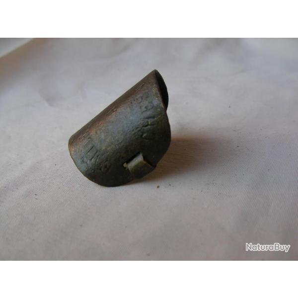 WW1/2 FRANCE PLAQUE D'IDENTIT� FRANCAISE SUR PLAQUE ARRONDIE A CLIP SUR OBJET