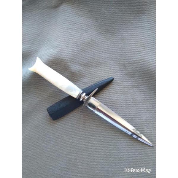 Belle dague de vertue, poign�e nacre, 19eme