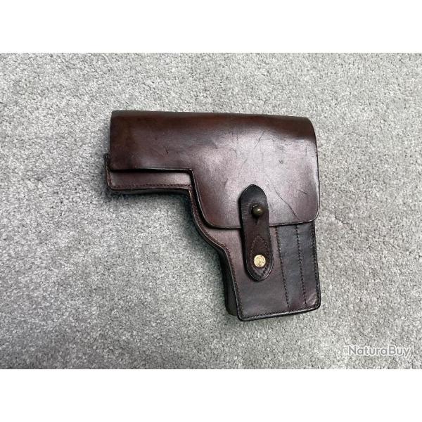 TUI DE PISTOLET INCONNU  ARME RGULIRE   OU MAQUIS  WW2 N 2
