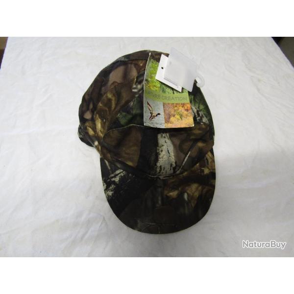 CASQUETTE REVERSIBLE AVEC PROTECTIONS OREILLES