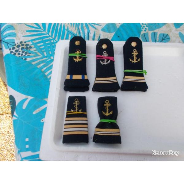 lot de 5 galons de la marine nationale,�tat comme neuf