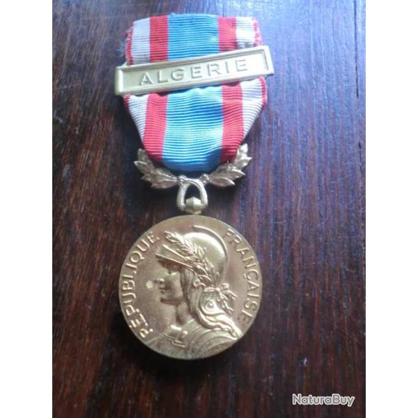 medaille afrique du nord  algerie