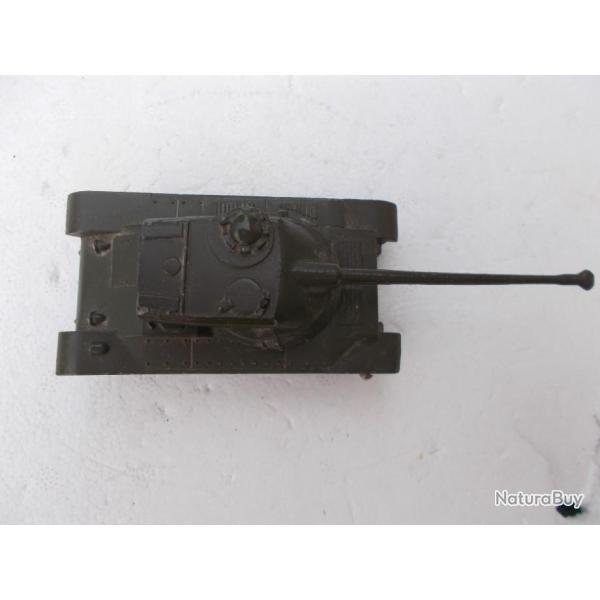 dinky toys char AMX,bon �tat