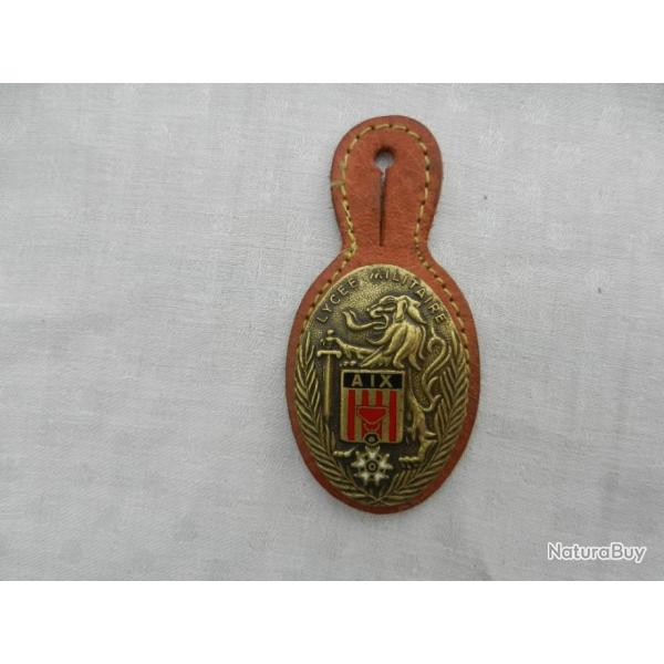 insigne militaire franais avec cuir et pingle du Lyce Militaire d'Aix