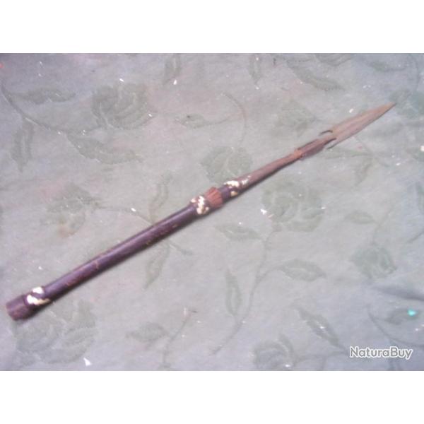 lance  Africaine de 64   cm long