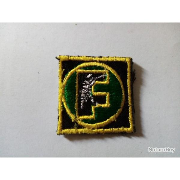 cusson inconnu avec un chasseur 3,8X3,8 cm