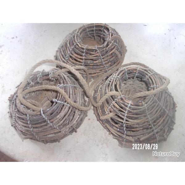 lot de trois nasses de peche dits piadiers tres anciens