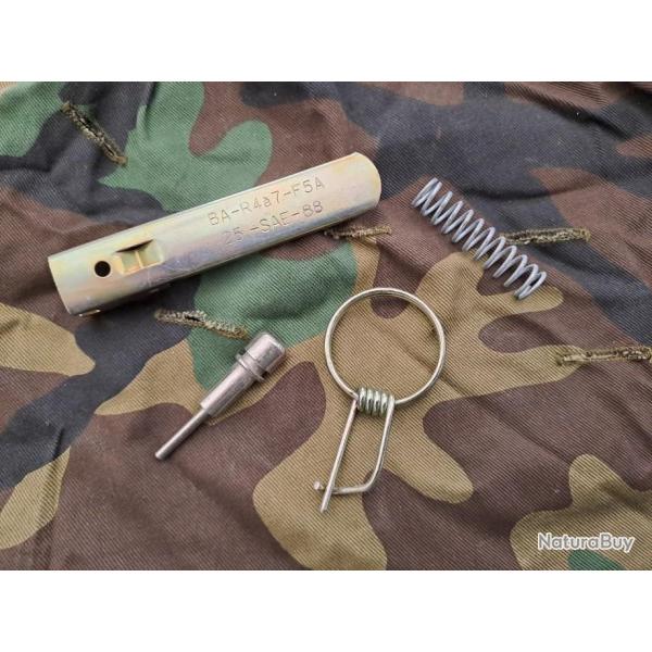 Petit lot militaria ( 4 pices ) ARMEE FRANCAISE