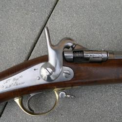 EXCEPTIONNEL ET RARE Fusil de Dragon &agrave; Tabati&eacute;re mod&eacute;le 1867.