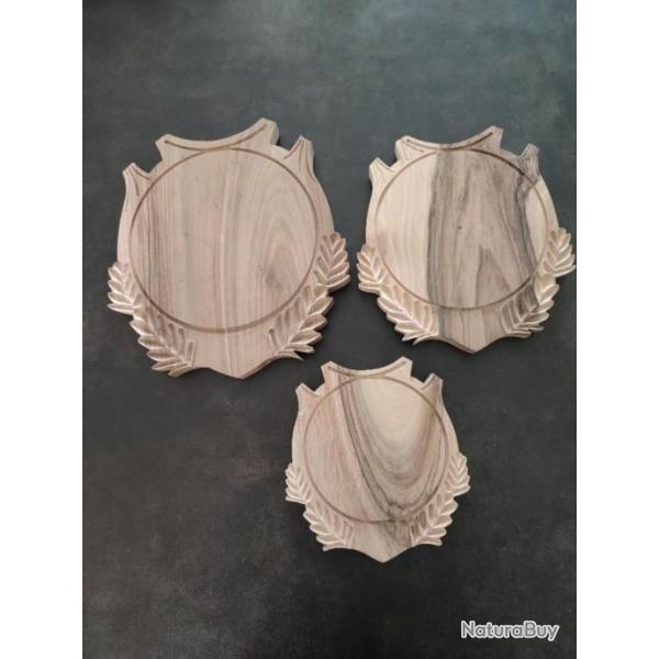lot de 3 �cussons en noyer massif pour troph�e sanglier