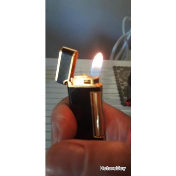 Exceptionnel, briquet Burberrys full set parfait �tat, embl�me or 18 carats