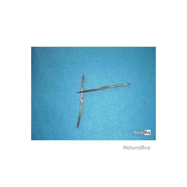 Grosse Al�ne pour per�age du cuir et des peaux �paisses ! Reconstitution, Indianiste, Trappeur,etc..