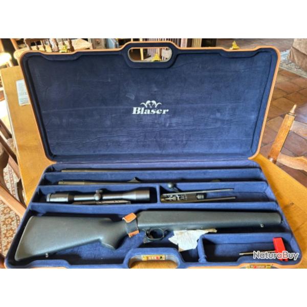 BLASER R93 avec 2 canons dont un filet� en 270 et 7*57 et lunette Swarovski 6*42 dans valise