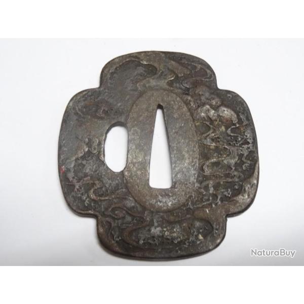 tsuba32) lot  tsuba mokko gata en fer pour wakisashy ou katana  �poque �do = 300 ans
