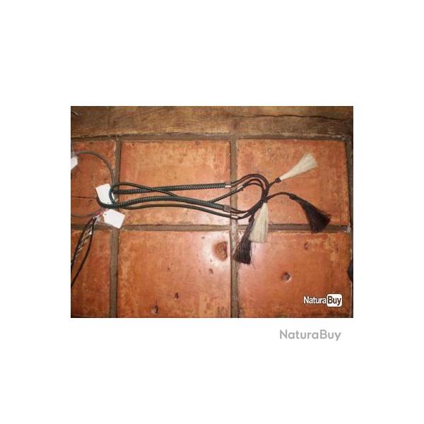 Bourdalou en cuir tress� et crin de cheval !