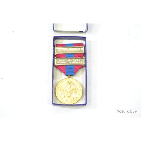 M�daille D�fense Nationale or avec barrette MATERIEL et FORCES FRANCAISES STATIONNEES EN ALLEMAGNE
