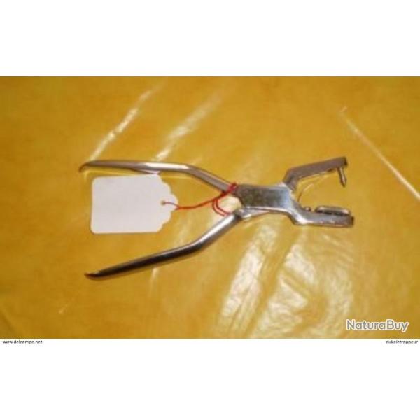 Pince � peau ! Pour Indianiste,Artisan,etc...