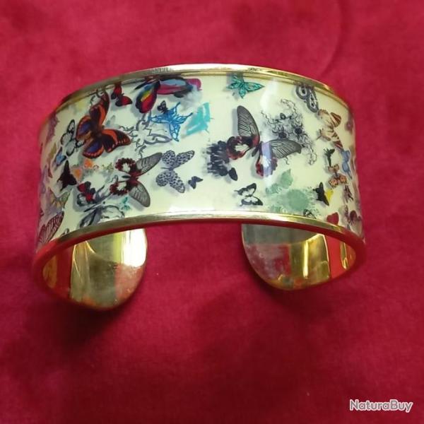 magnifique manchette " CHRISTIAN LACROIX  "