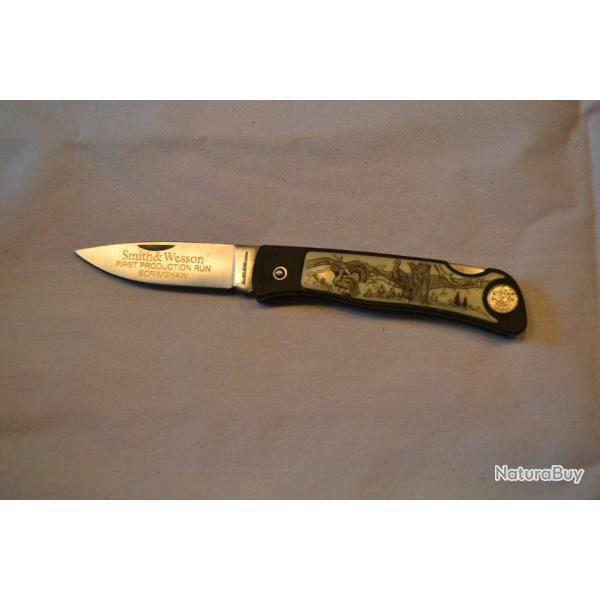 Petit couteau Smith and Wesson