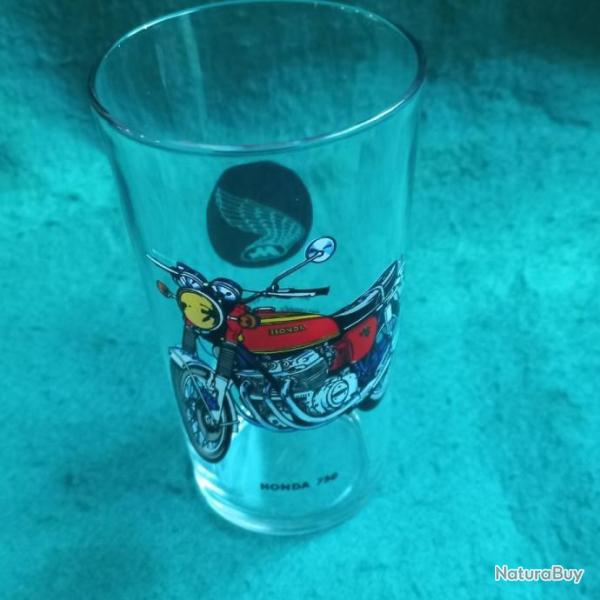 lot de 4 verres publicitaire de divers moto vintage  1980