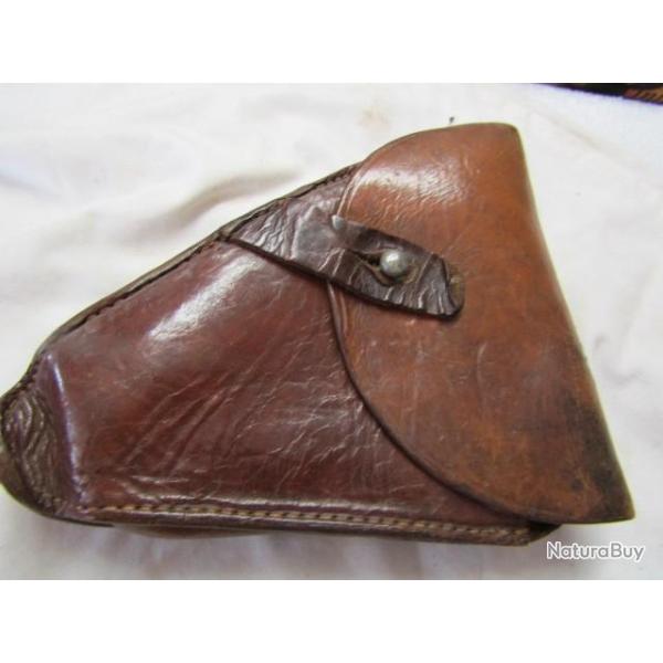 �tui  pistolet PA 1917 ceinture 7.65 ruby premi�re guerre seconde original crochet brellage