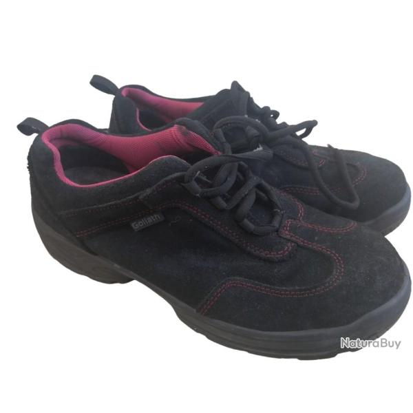 Paire de chaussures de s�curit� Goliath - Pointure 42 ( Peu ou pas port�es)