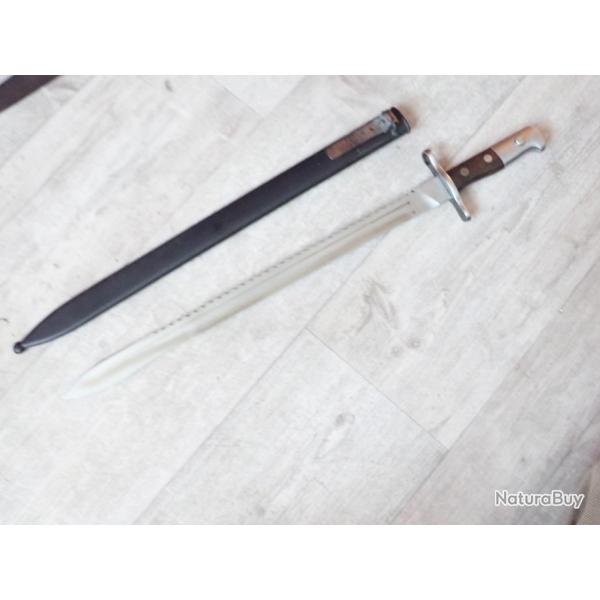 Baionnette de pionnier Suisse pour K11 ou K31. Mod�le 1914 � 65 dents de scie. Fourreau fer