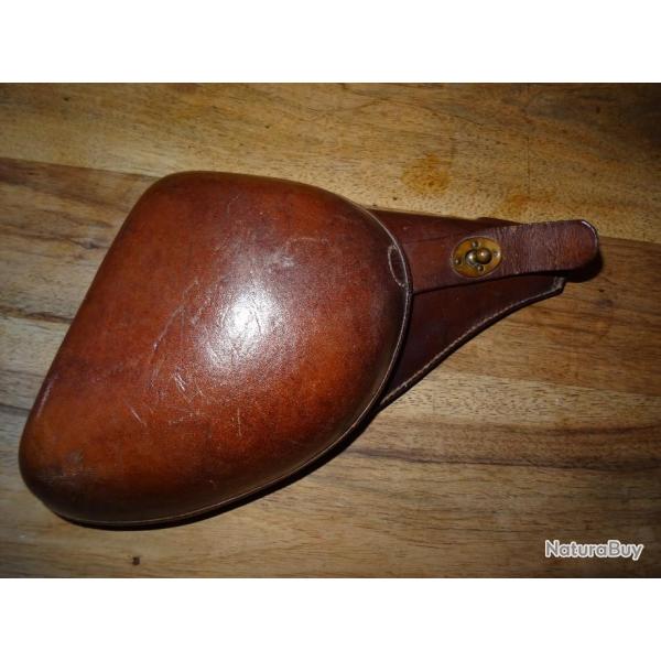 Magnifique �tui de Revolver 1892 second type avec passant pour 3 paquets de cartouches