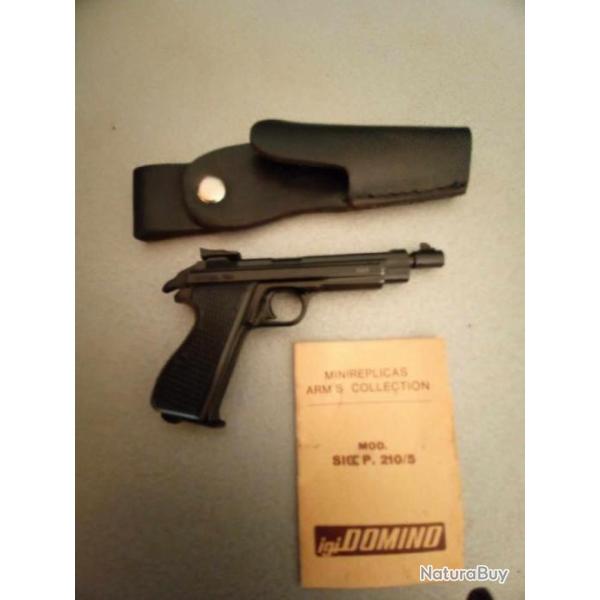 Jouet miniature pistolet SIG ne tire pas avec son �tui