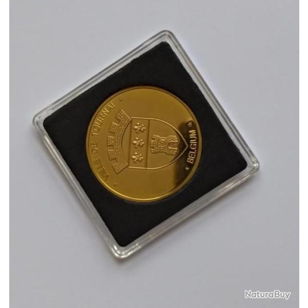 MEDAILLE COMMEMORATIVE DE LA VILLE DE TOURNAI BELGIQUE