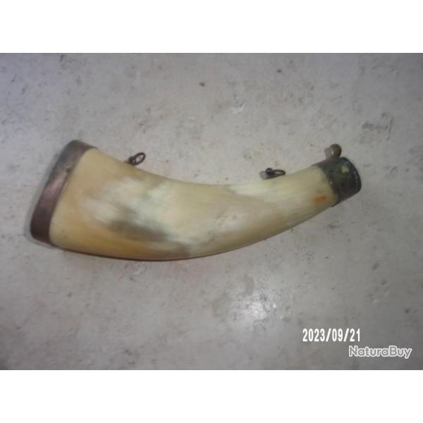 poire a poudre ancienne sans poudre dedans