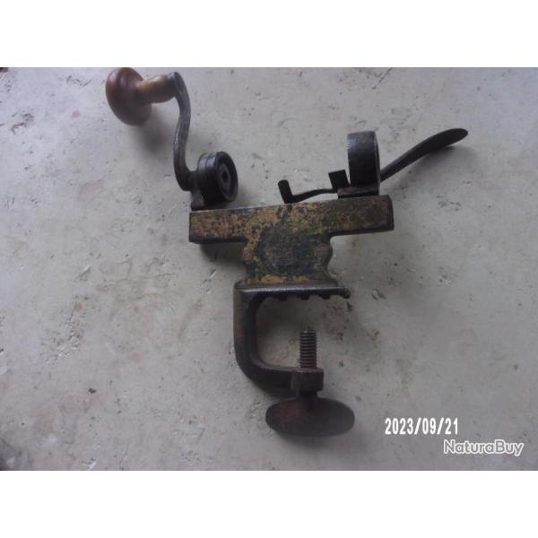 1 sertisseur calbre 16 a broches