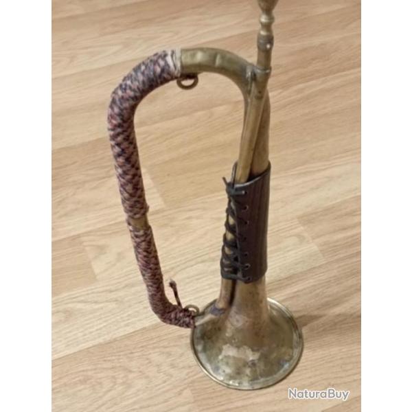 Bon clairon Fran�ais dat� de 1956 ( Alg�rie).