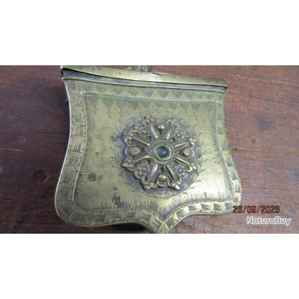 cartouchi�re boite amorce plomb chasse Turc Ottomane pierre verte centrale Asie laiton XIX�