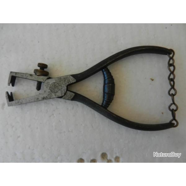 ancienne pince � d�nuder les fils �lectriques et coupante