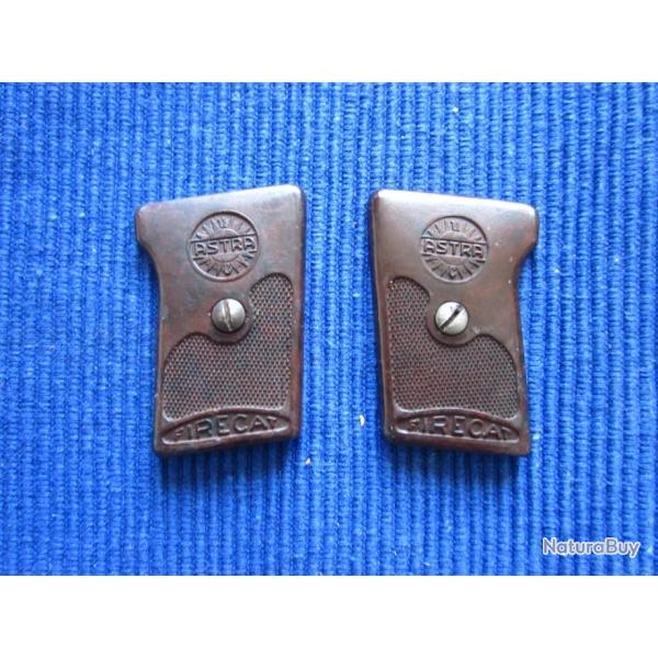 Paire de plaquettes pour pistolet ASTRA Firecat calibre 6,35 avec ses vis