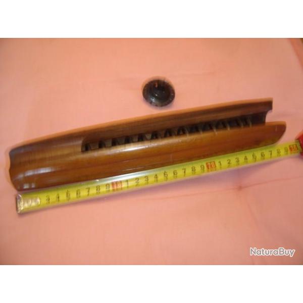 AVANT BOIS + ECROU A IDENTIFIER