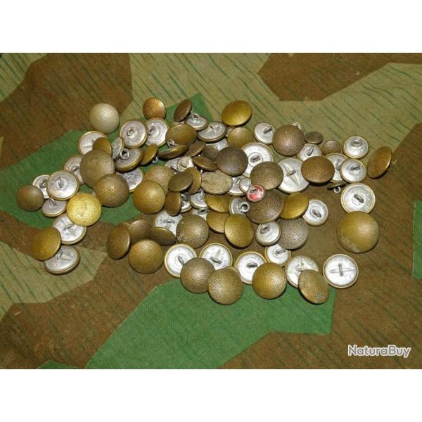 Boutons fabrication Allemande type WW 2 ,vrac tout modles.