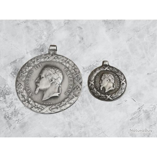 Lot 2 m�dailles Napol�on III Campagne du Mexique (reproduction) 35 mm et 20 mm