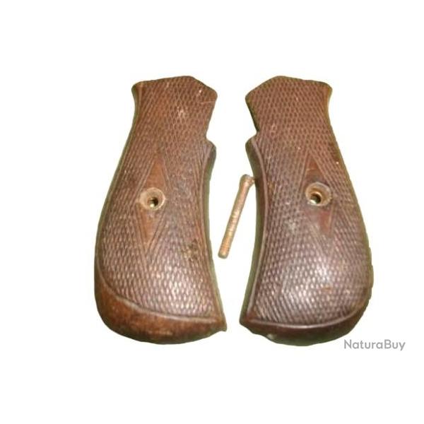 PLAQUETTES de crosses en noyer, pour revolver � broche , ou bull-dog ancien