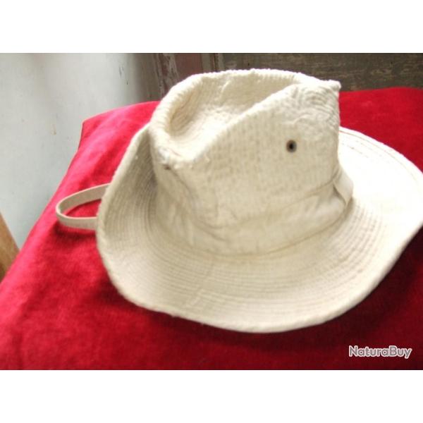 Chapeau de brousse Fran�ais