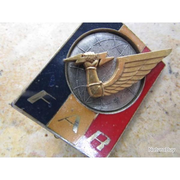 insigne pucelle Force d'Action Rapide, F.A.R 43 X 34 mm, dos lisse argent�, 2 pontets , DP