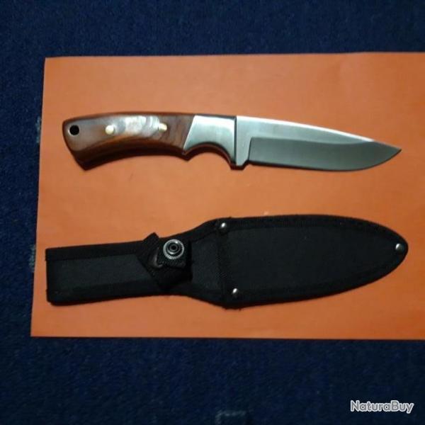 Poignard Couteau de Chasse avec son Etui en CORDURA 1