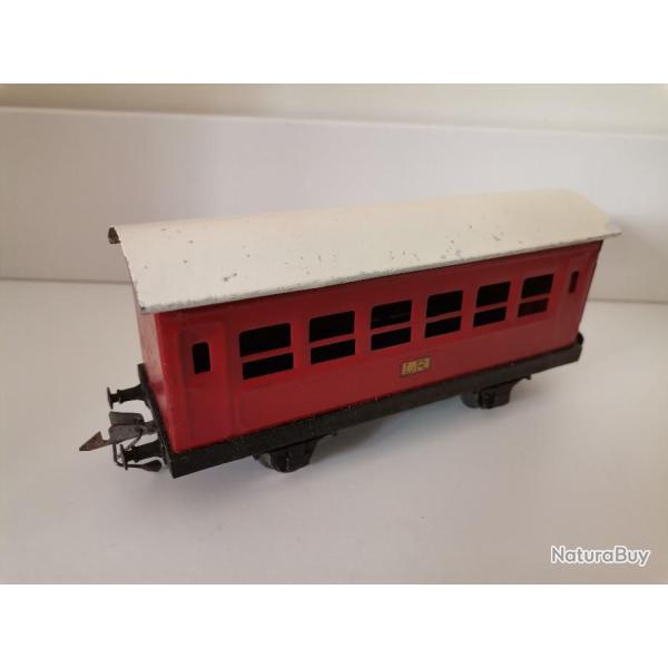 Wagon rouge SNCF L.R. Louis Roussy