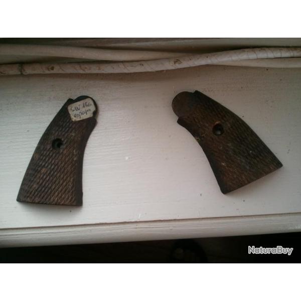 Ancienne plaquettes revolver