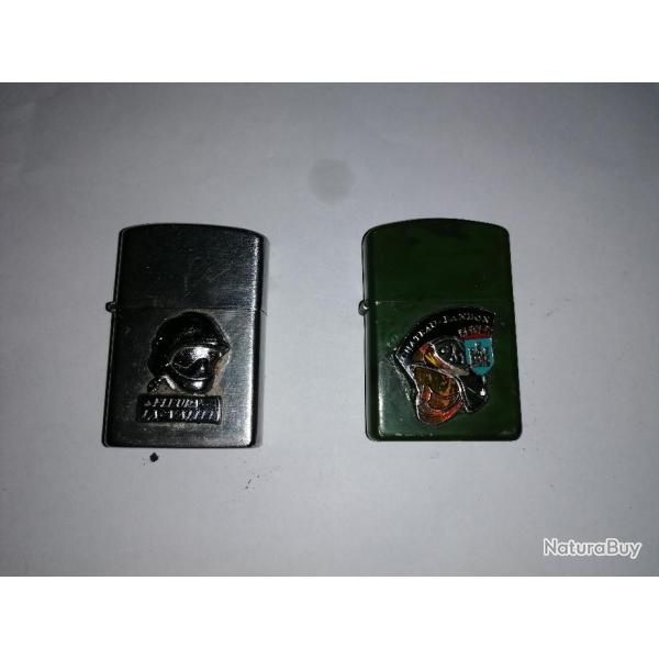 DEUX BRIQUETS TYPES ZIPPO THEME POMPIERS