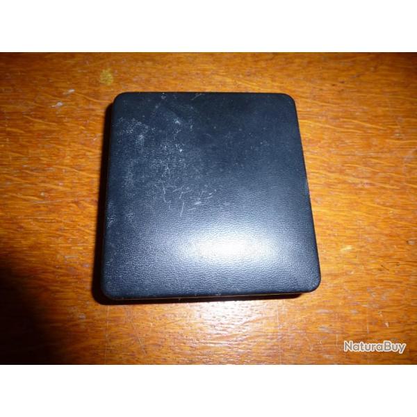 +INSIGNE 67 GROS MODULE DANS SA BOITE