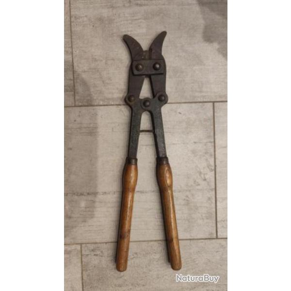 pince coupe barbel�s " BOST Fr�res ". WW1