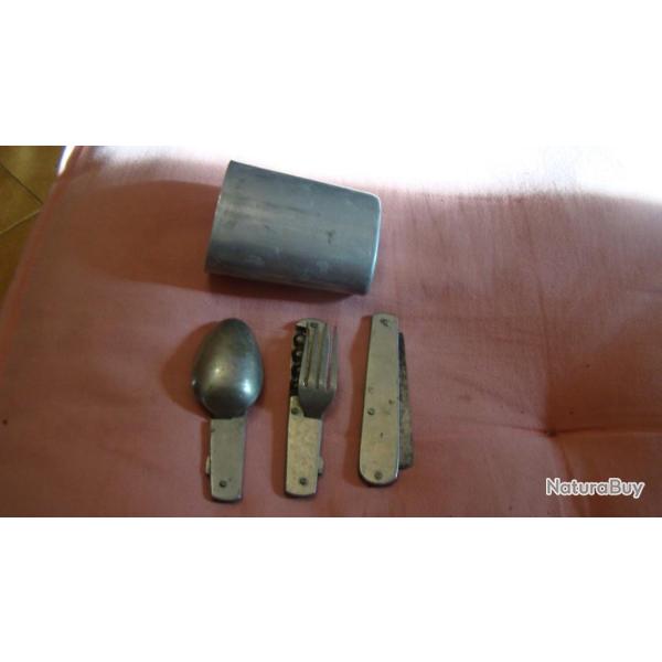 COUVERTS PLIABLE (MILITAIRE ? CAMPING ?)