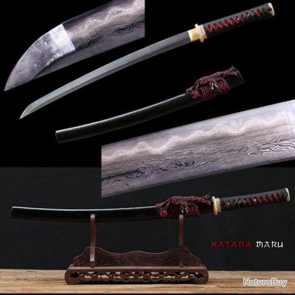 Wakizashi en Acier pli� lamin� avec hamon (tremp� � l'argile) extr�mement tranchant